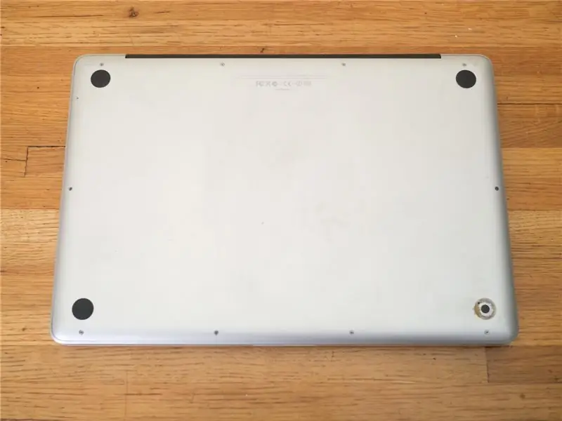 Otvorite svoj laptop