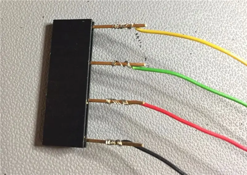 Ihanda ang UART Connector!