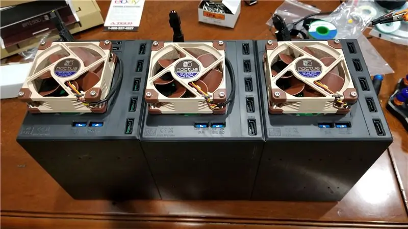 IStar Hard Drive Cage Fan Replacement Mod