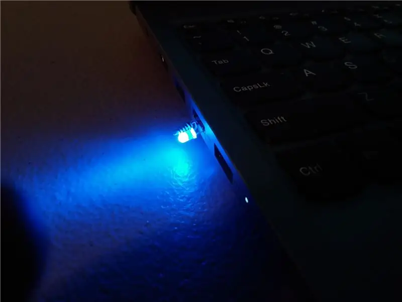 Супер прости евтини DIY USB LED (и) (и други неща)