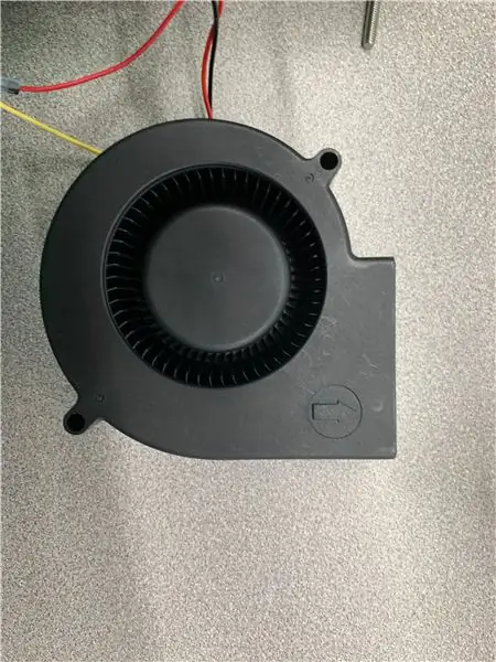 Connecteu el ventilador