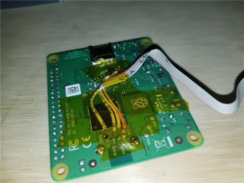 Lemljeni USB vodi od PCB -a do Pi -a