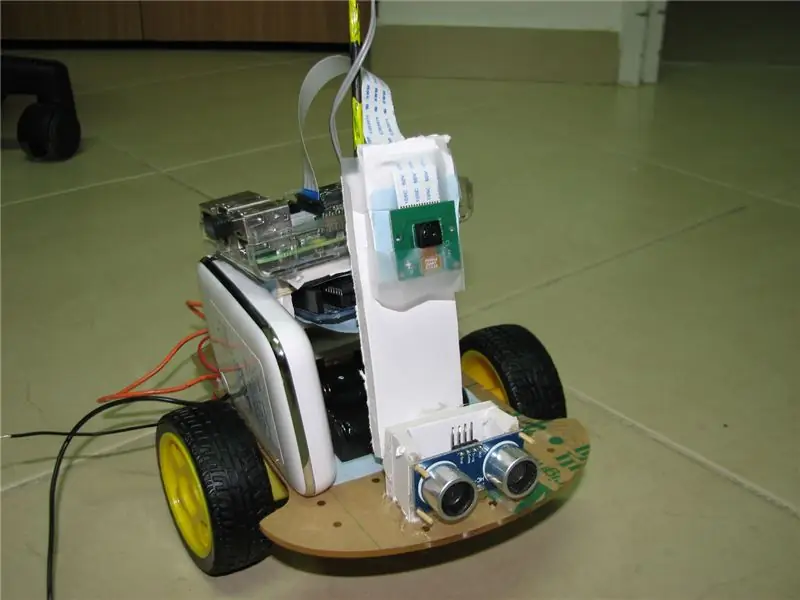 Ehitage oma Interneti-juhitav video voogesitusrobot Arduino ja Raspberry Pi abil