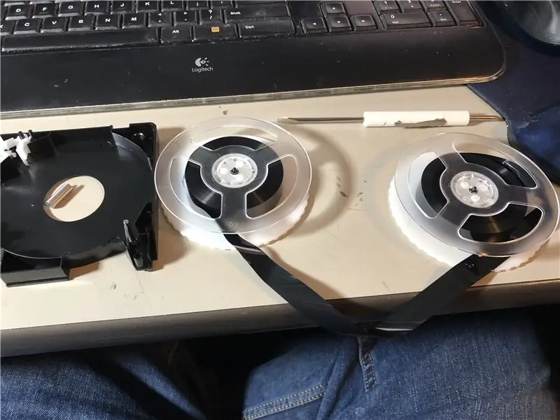 Stap 1: Bereid de VHS-cassette voor