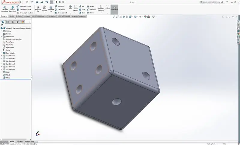 SOLIDWORKSi mõne põhifunktsiooni õppimine: kuuepoolse täringu tegemine