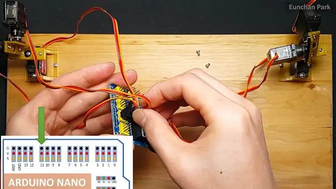 Collega il cavo ad Arduino