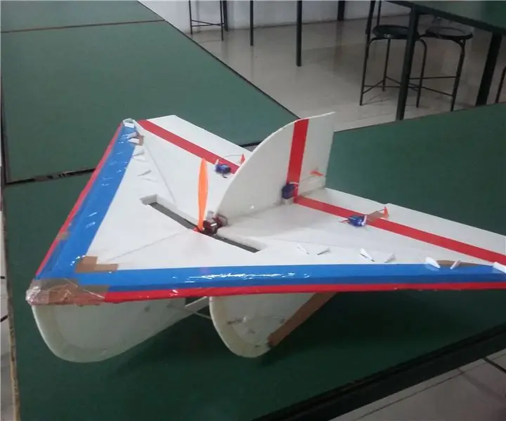 RC. Delta. Parece una nave espacial: 20 pasos (con imágenes)