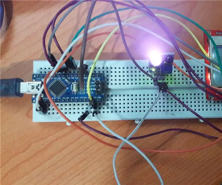 LCD Nokia 5110 amb sensor d'infrarojos: 4 passos