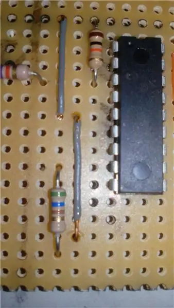 Solder Resistor 560 Ohm Resistor და ინტეგრირებული