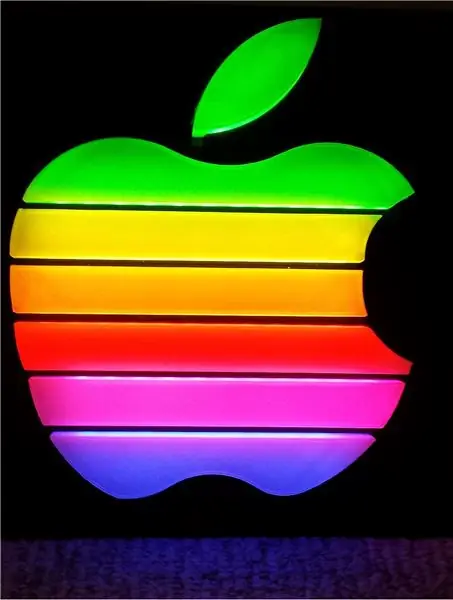 Apple neon felirat