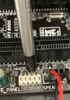 Pagsubok sa Motherboard sa Labas ng Kaso