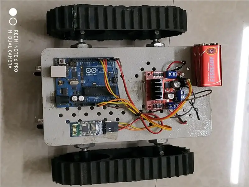 Carro controlado por bluetooth faça você mesmo