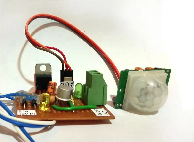 Txuas lub PIR Sensor & Module