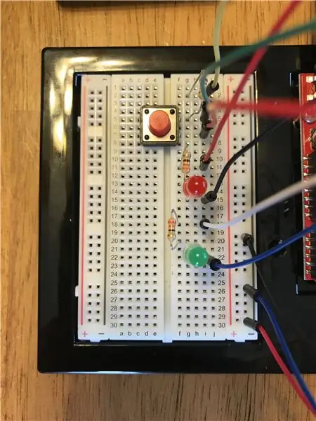 Trinn 2: Gjør dine maskinvaretilkoblinger for SparkFun® Redboard og Breadboard