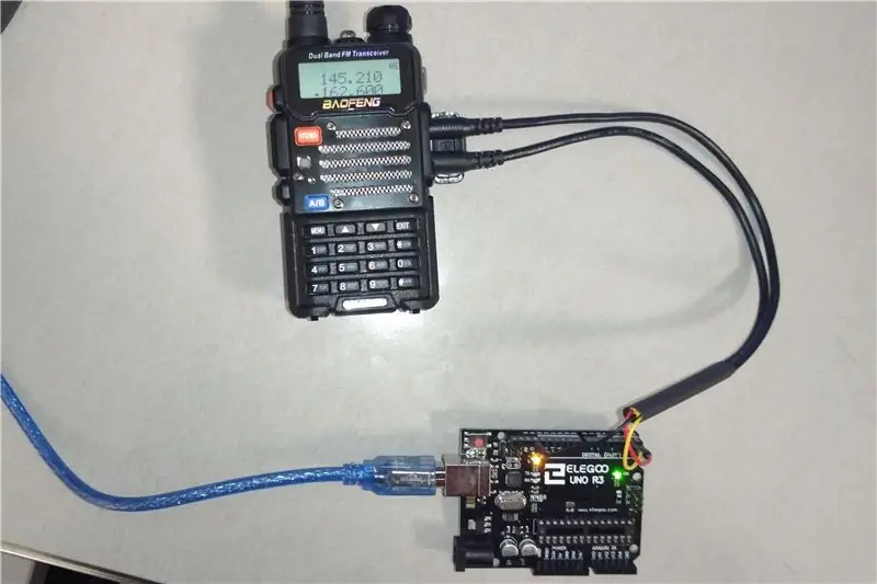 პროგრამირების კაბელი Baofeng UV-5R რადიოსთვის Arduino– ით