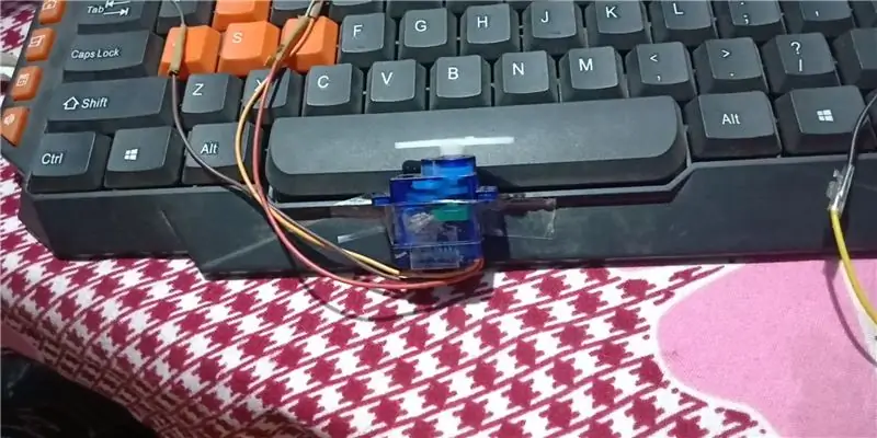 Arduino kauliukai su garso efektu