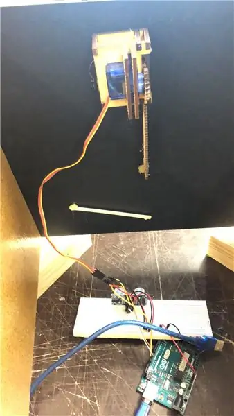 Vytvořte mechanismus skříně a lineárního převodu