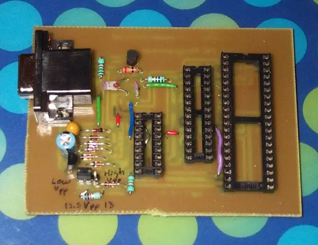 Programmatore PIC basato su JDM2: 4 passaggi