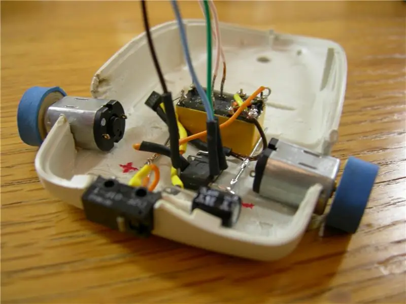 Construye el cerebro de Mousebots