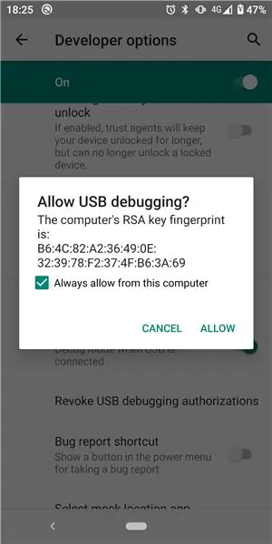 Ühendage telefon USB -kaabli abil