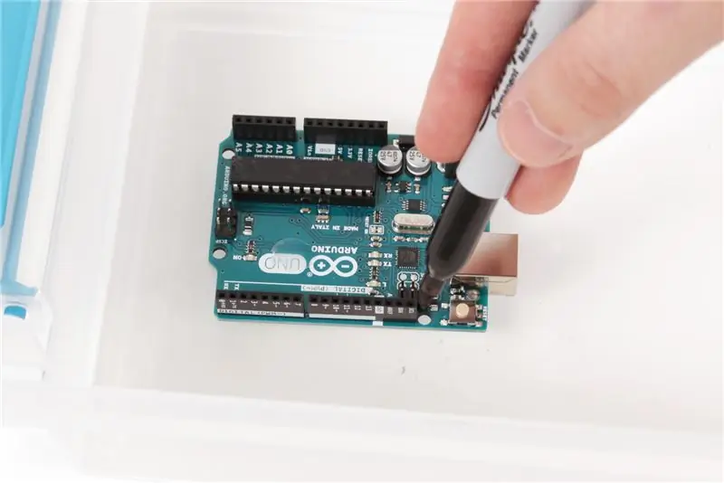 Connecteu l'Arduino