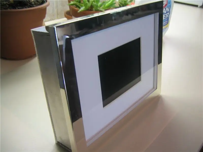 Cheap 'n Easy Digital Picture Frame