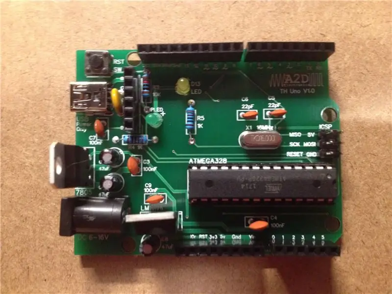 Bir PCB Üzerinde Kendin Yap Arduino Oluşturma ve Yeni Başlayanlar İçin Bazı İpuçları