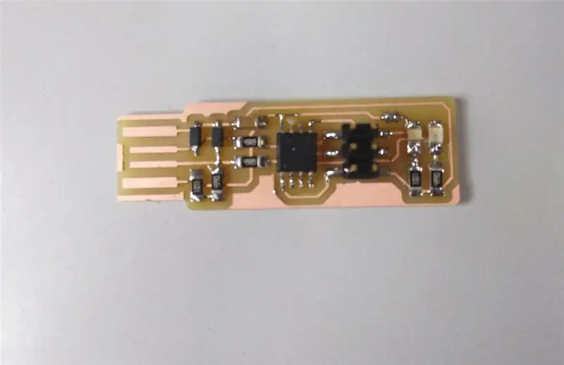 הלחמת הרכיבים ב- PCB