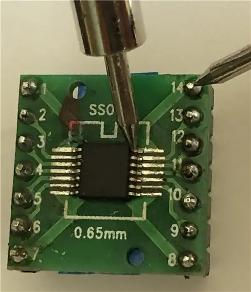 Memasukkan TSSOP Chip ke Breakout Board