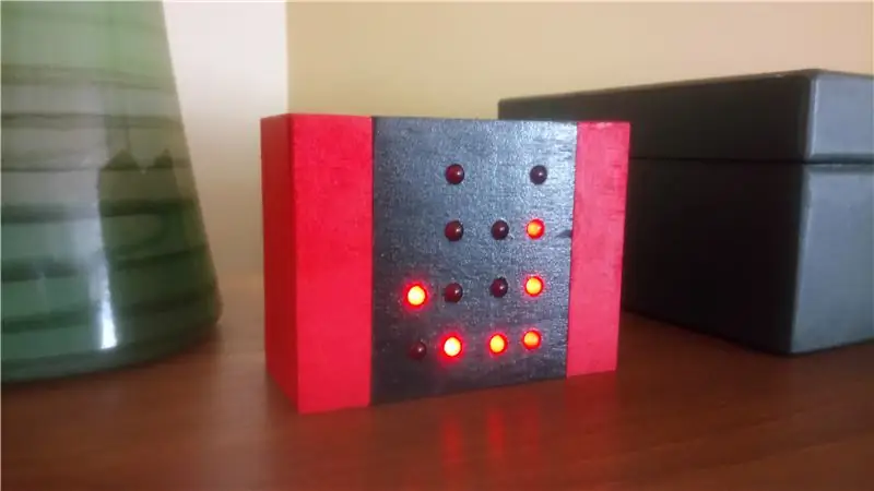 Attiny85 көмегімен қарапайым екілік сағат