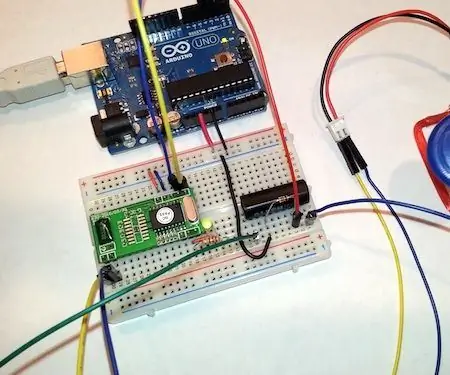 Bllokimi i dyerve RFID me Arduino: 4 hapa