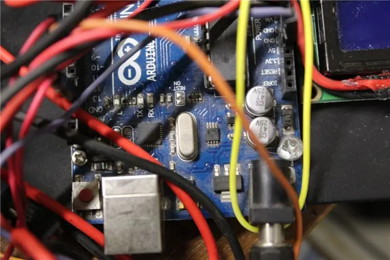 Platzieren und Organisieren der Elektronik