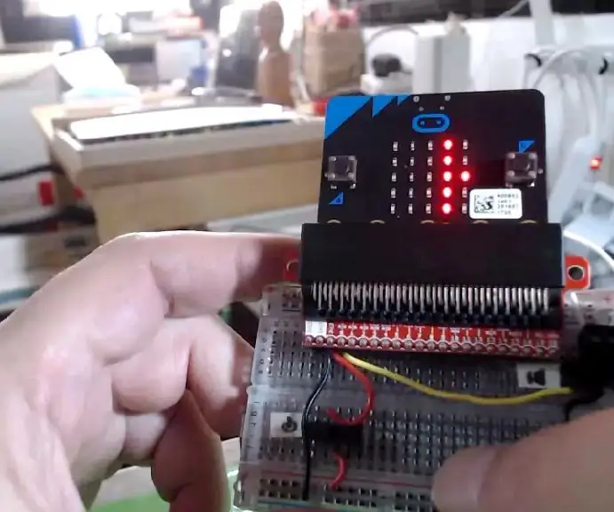 Micro: arcade - poceni, Micro: bit, brez spajkanja