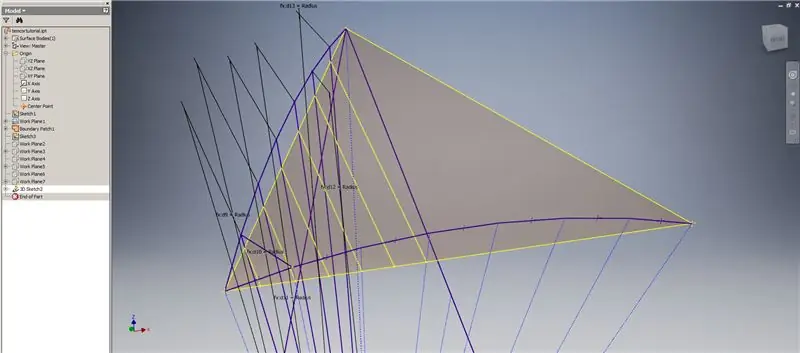 Crear las curvas de intersección y formar la subdivisión