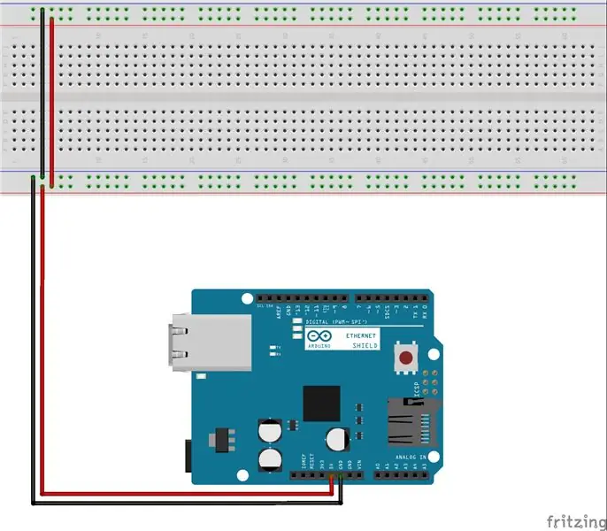 Connectez le rail d'alimentation et de terre