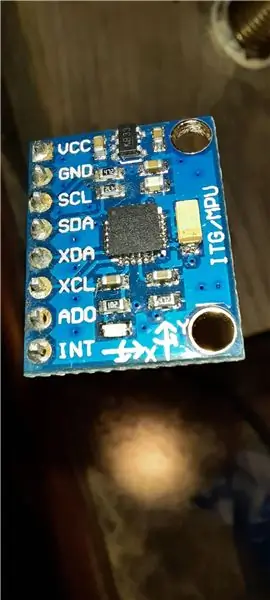 Koppel MPU6050 en drukknoppies aan die Arduino Leonardo -bord