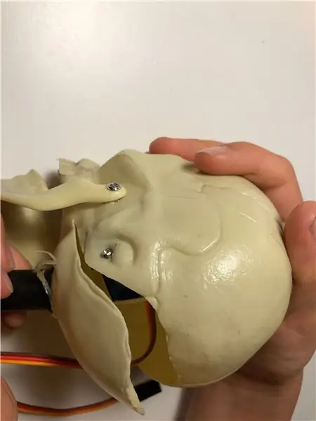 Συνδέστε το Servo Motor στο Skully's Jaw