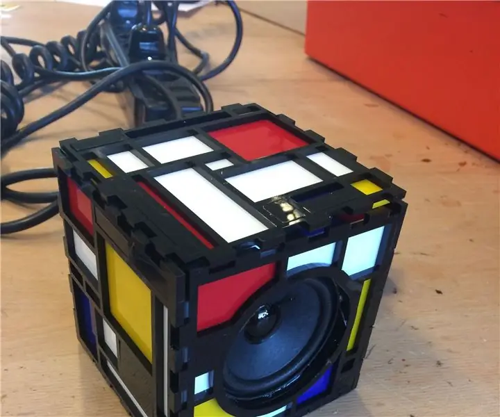 Piet Mondrian Inspired Speaker: 6 βήματα (με εικόνες)