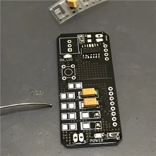 ደረጃ 2: SMD Capacitors