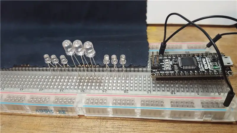 Configure os LEDs e os resistores …