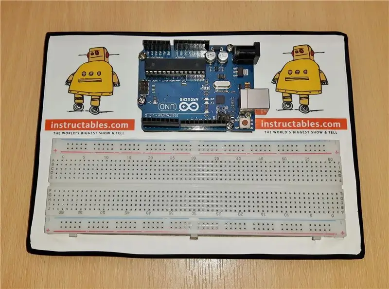 Nosilec Arduino & Breadboard