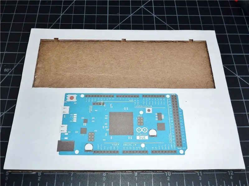 Բնակարան Breadboard- ի համար