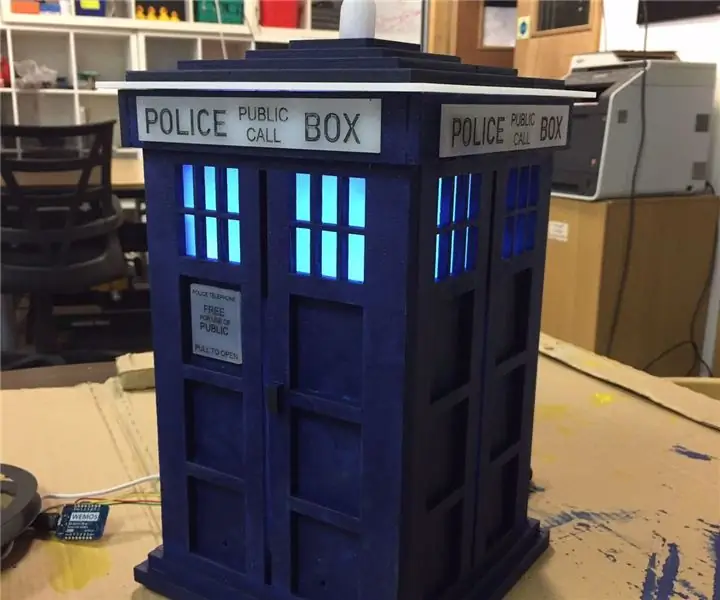 Dr Who Tardis nattlys med Google Assistant: 4 trinn (med bilder)