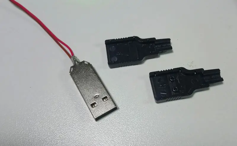 Подключите USB-штекер и завершите лампу