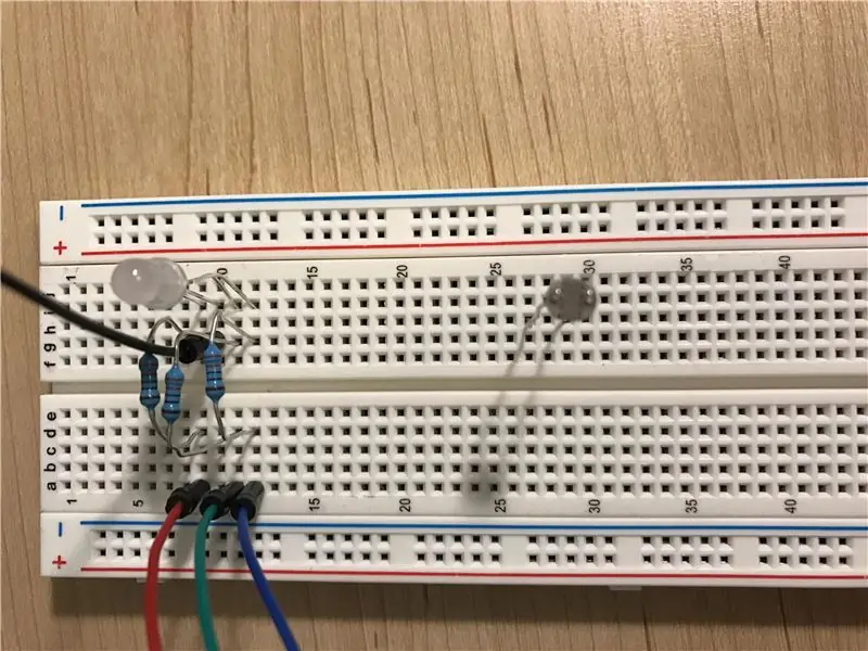 Fotocel op Breadboard instellen