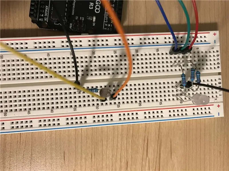 Ikonekta ang Photocell sa Arduino