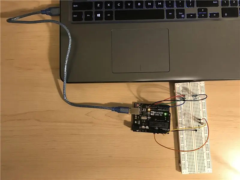 Sluit de Arduino aan