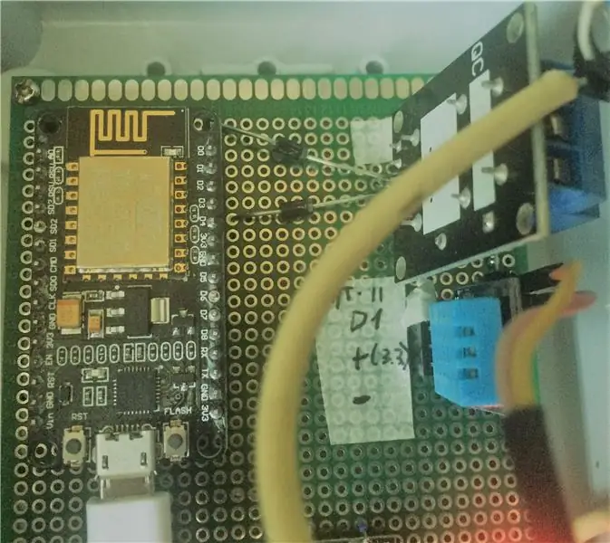 Ntxig ESP8266, Sensors thiab Relay