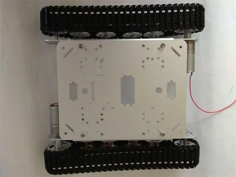 Construir Chassi de Tanque