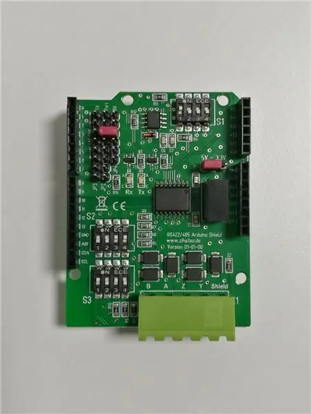 Configuración del puente y del interruptor DIP